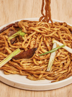 Courtesy Auspicious Longevity Noodles Recipe (Yi Mein) Photo